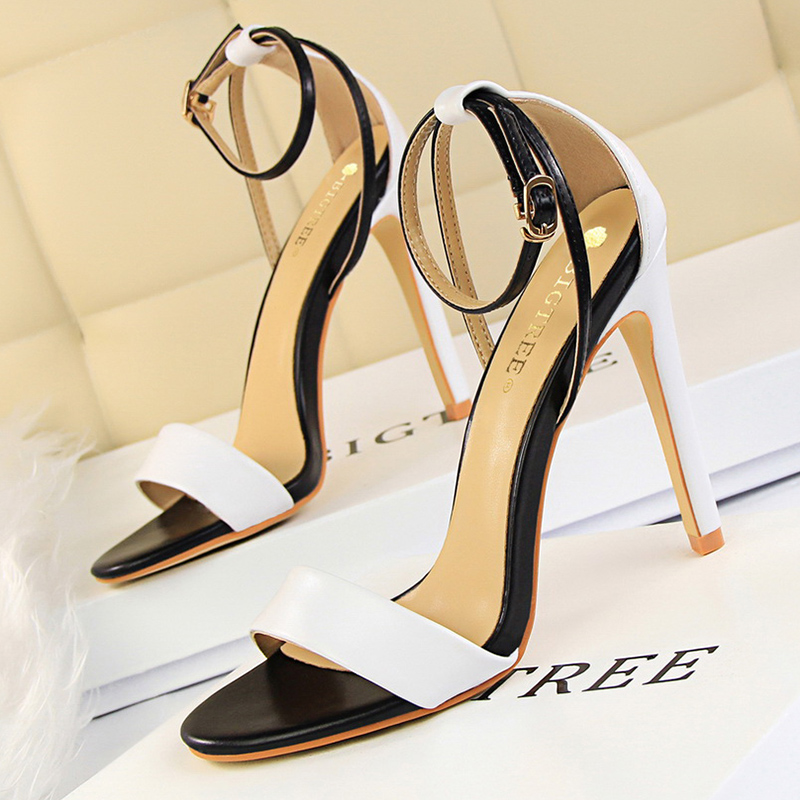 Women Black-White Concise Leat - Casual Sandal Leather recension och pris